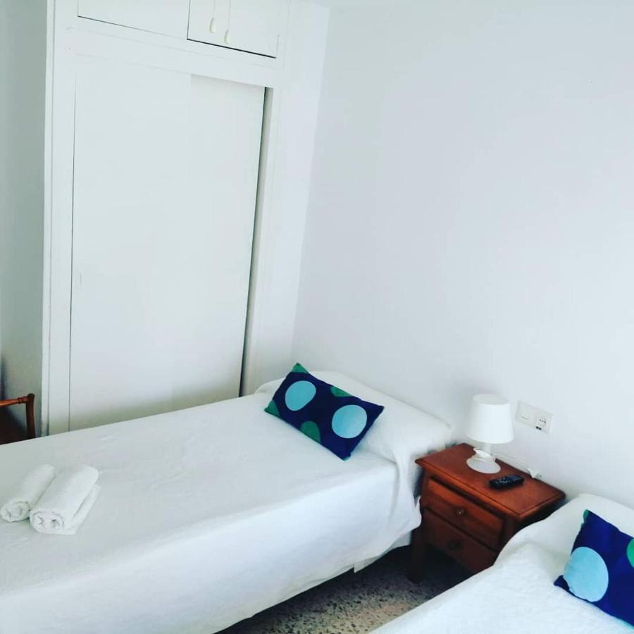 Hotel Hostal La Parada Huelva Esterno foto